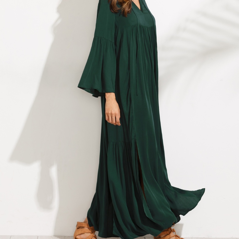 V Neck Bell Sleeve Split Maxi Dress - Picture 2 of 8